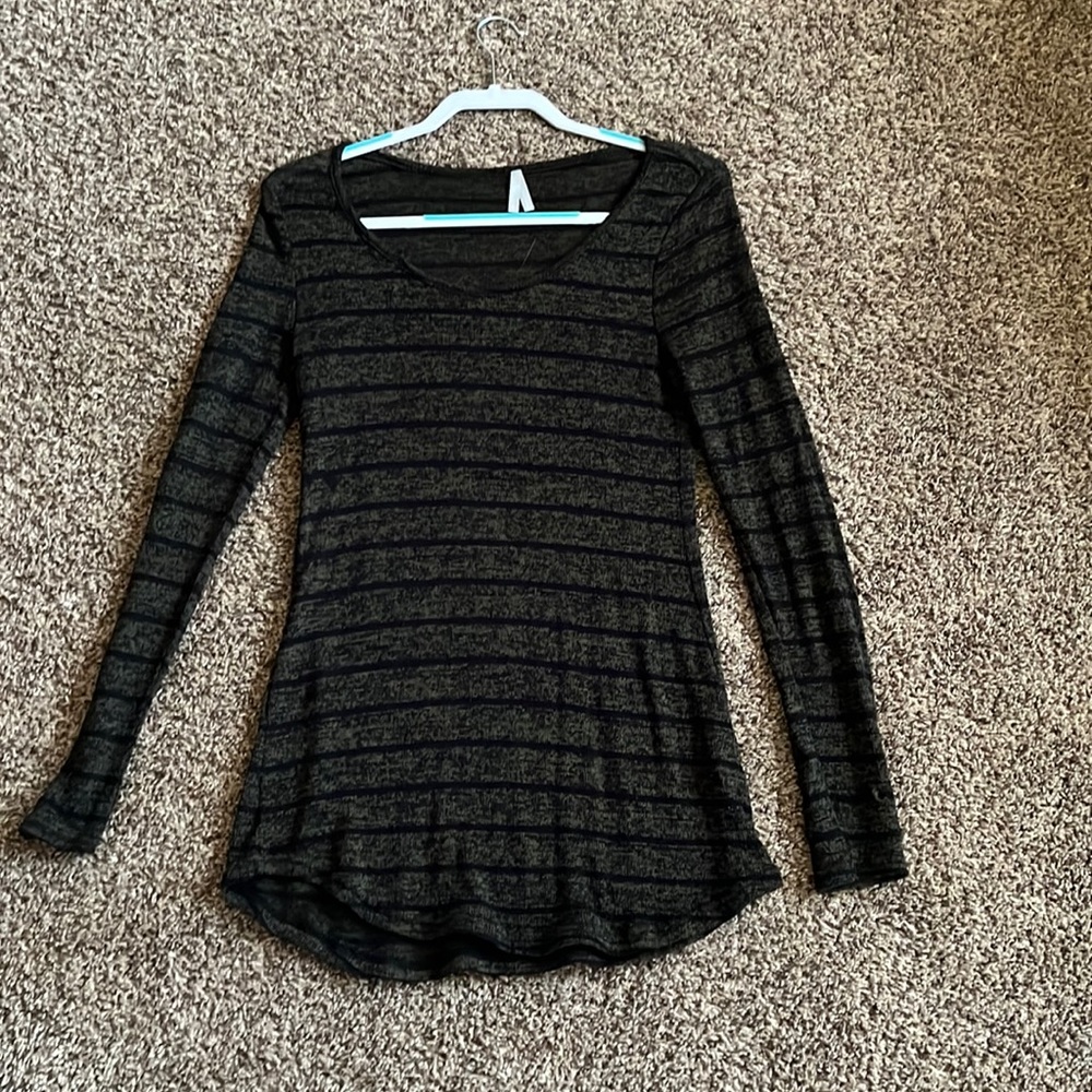 Vanity, green and black striped lightweight long sleeve, small